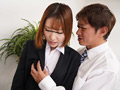 途中入社のミニスカ女子社員の弱みを握ったつもりが…