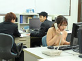 女子社員にお仕置き！全裸にパンスト一枚の羞恥攻め！！