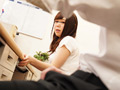 強力媚○で女子社員と社内ファック！！
