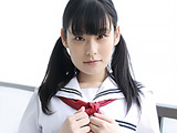 合田柚奈 天然・白桃ジュース