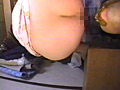 素人美少女限定 排尿、排便飲みます！食べます！7
