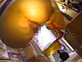 素人美少女限定 排尿、排便飲みます！食べます！13