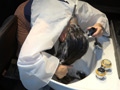 黒髪スーパーロングヘアOL 男性上司と密会シャンプー