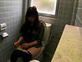授業参観に来た母親おもらしトイレオナニー