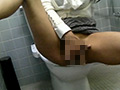 授業参観に来た母親おもらしトイレオナニー
