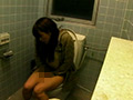 授業参観に来た母親おもらしトイレオナニー