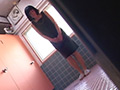 トイレに間に合わず途中で悶絶失態おもらし○撮