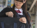 無断猥褻触ったもの勝ち！制服娘電車内痴○＃8 サンプル画像18
