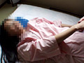 愛する夫の目の前で性感マッサージされた貞淑妻