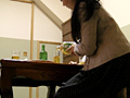 妻を騙して飲みの席で○制羞恥的罰ゲームをさせたら