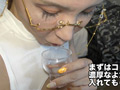 Eカップ美人ママ友の激臭オシッコ！強烈な味と臭い！