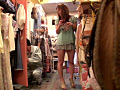 洋服屋さんで勃起チ○ポをコッソリ擦りつけ痴○したら