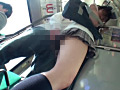 田舎通学バスで女子学生のポッチン乳首にイタズラ痴○