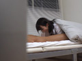 転校した先の寮は、なんと女子寮でパンチラ祭状態。