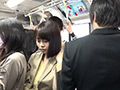 通勤バスは満員で目の前には黒パンストのOLだらけ！8