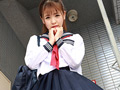 毎朝見かけるニーハイ太ももパンチラ女子○生10