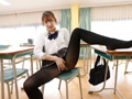 黒タイツ女子○生 ヌレヌレマ○コでヤル気マンマン！