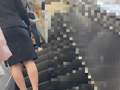 女性協力者に弄ばれる巨乳金髪OL…