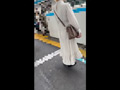 ド派手な下着を履いているブロンズヘアを弄り倒す