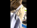 容姿端麗なお姉さんに執拗なお触り。