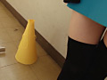 制服ニーソックス絶対領域