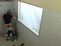 女子○生公衆トイレ待ち伏せ中出し○○○