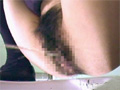 女子○生トイレ狙い撮り6