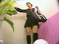 女子○生トイレ狙い撮り6