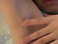 女性の腋に萌える