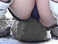 熟女シミ付きしゃがみパンチラ○撮