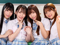 美少女J系達にパンチラ挑発＆誘惑され射精しまくった僕 サンプル画像1