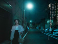 旦那が近くにいるのに精子を不意打ちゴックンした奥様