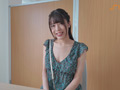 面接に来た下乳がエロいGカップ隠れ巨乳の保育士
